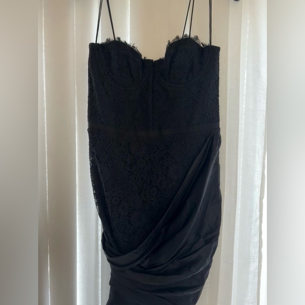 NET Alice + Olivia Elegant Black Lace Bustier Wrap Dress